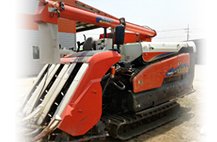 Combine Harvester Kubota KAR90